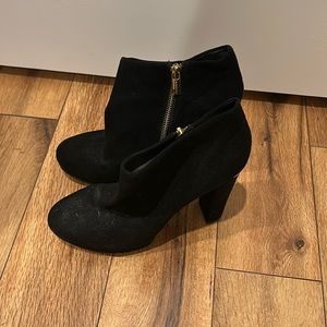 Micheal Kors black bootie